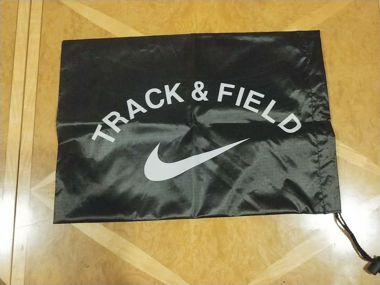 Nike Track & Field Spike Shoe Bag Carry Tote Drawstring Black New