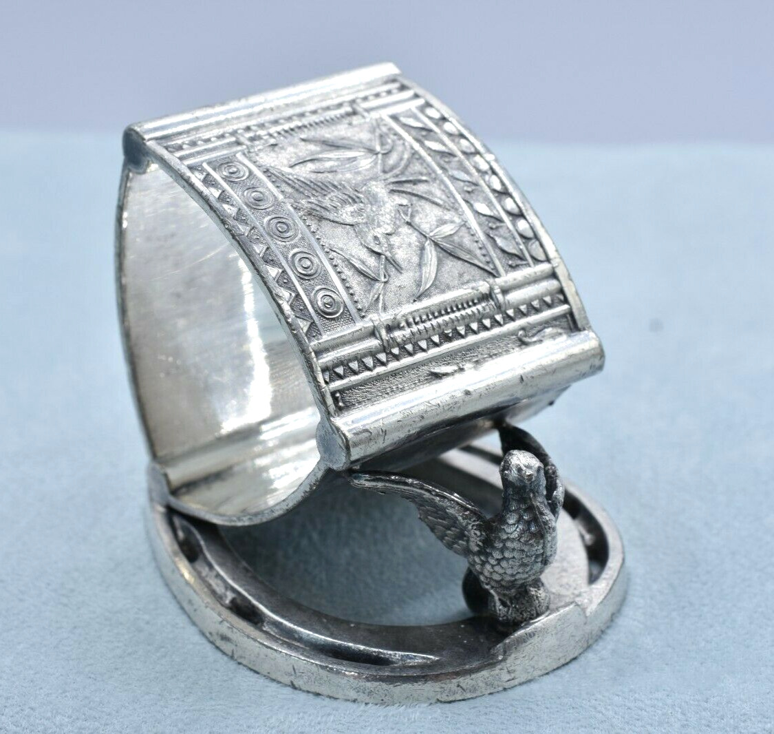 Antique Figural Pairpoint Mfg Co Silver Plate Lucky Horseshoe Birds Napkin Ring