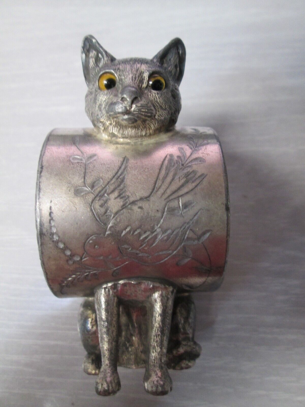 Antique Victorian Wilcox Silverplated Cat Napkin Ring Holder   #2